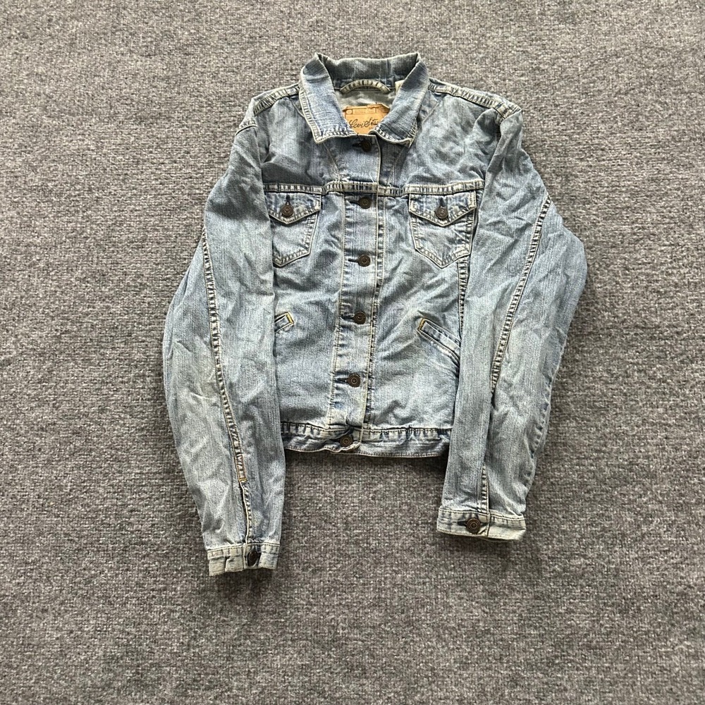 Levi Strauss Denim Jacket Womens Size L Light Wash Classic Trucker Button Front